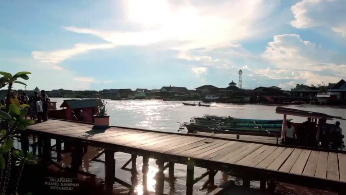 Orangutan Shaka Houseboat With Cabin Pangkalanbuun Exteriér fotografie